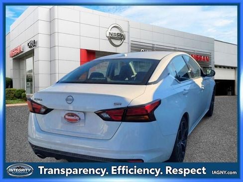 Certified 2024 Nissan Altima 2.5 SR FWD image 7