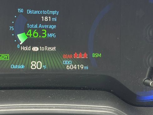 Used 2022 Toyota Corolla LE w/ Carpet Mat Package (TMS) FWD image 29
