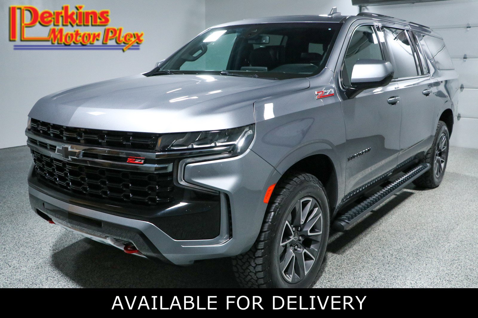 Used 2021 Chevrolet Suburban Z71 w/ Rear Media and Nav Package AWD/4WD image 1