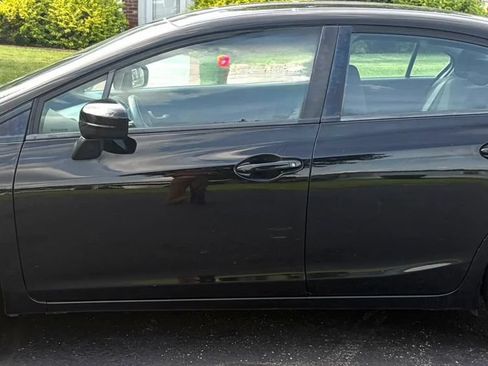 Used 2015 Honda Civic LX image 3