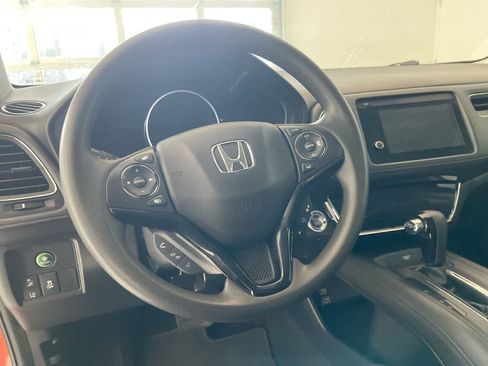 Used 2020 Honda HR-V EX image 14