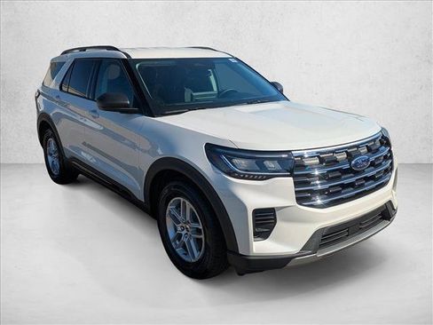 New 2026 Ford Explorer Active RWD image 6