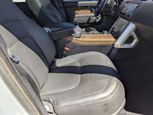 Used 2018 Land Rover Range Rover HSE AWD/4WD image 22
