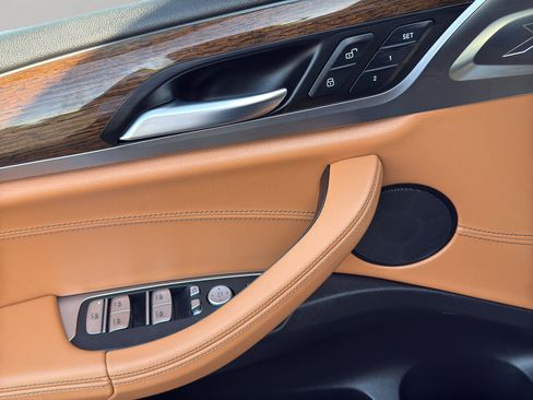 Used 2021 BMW X3 xDrive30i w/ Convenience Package image 12