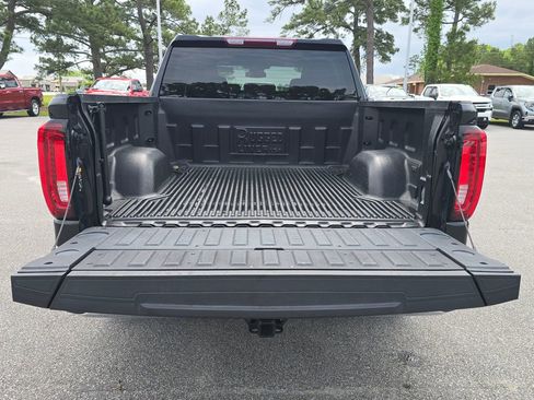 Certified 2025 GMC Sierra 1500 SLT AWD/4WD image 23