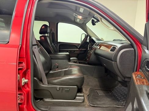 Used 2011 Chevrolet Silverado 3500 LTZ image 22