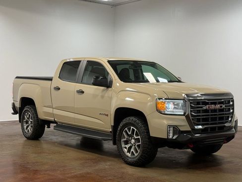 Used 2022 GMC Canyon AT4 image 22