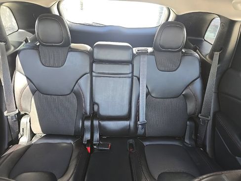 Used 2017 Jeep Cherokee Trailhawk w/ Comfort/Convenience Group AWD/4WD image 11