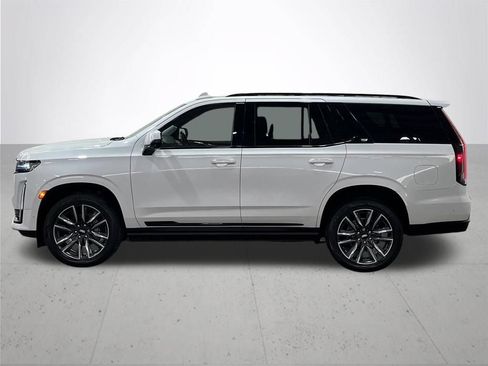 Used 2022 Cadillac Escalade Sport Platinum w/ Heavy-Duty Trailer Package AWD/4WD image 16
