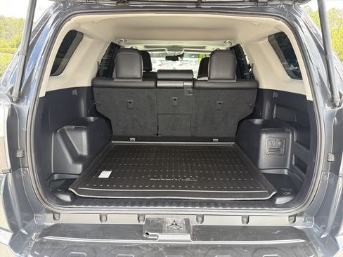 Used 2024 Toyota 4Runner SR5 Premium w/ Moonroof Package AWD/4WD image 28