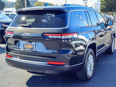 Used 2023 Jeep Grand Cherokee L Limited w/ Trailer Tow Group (B) image 23