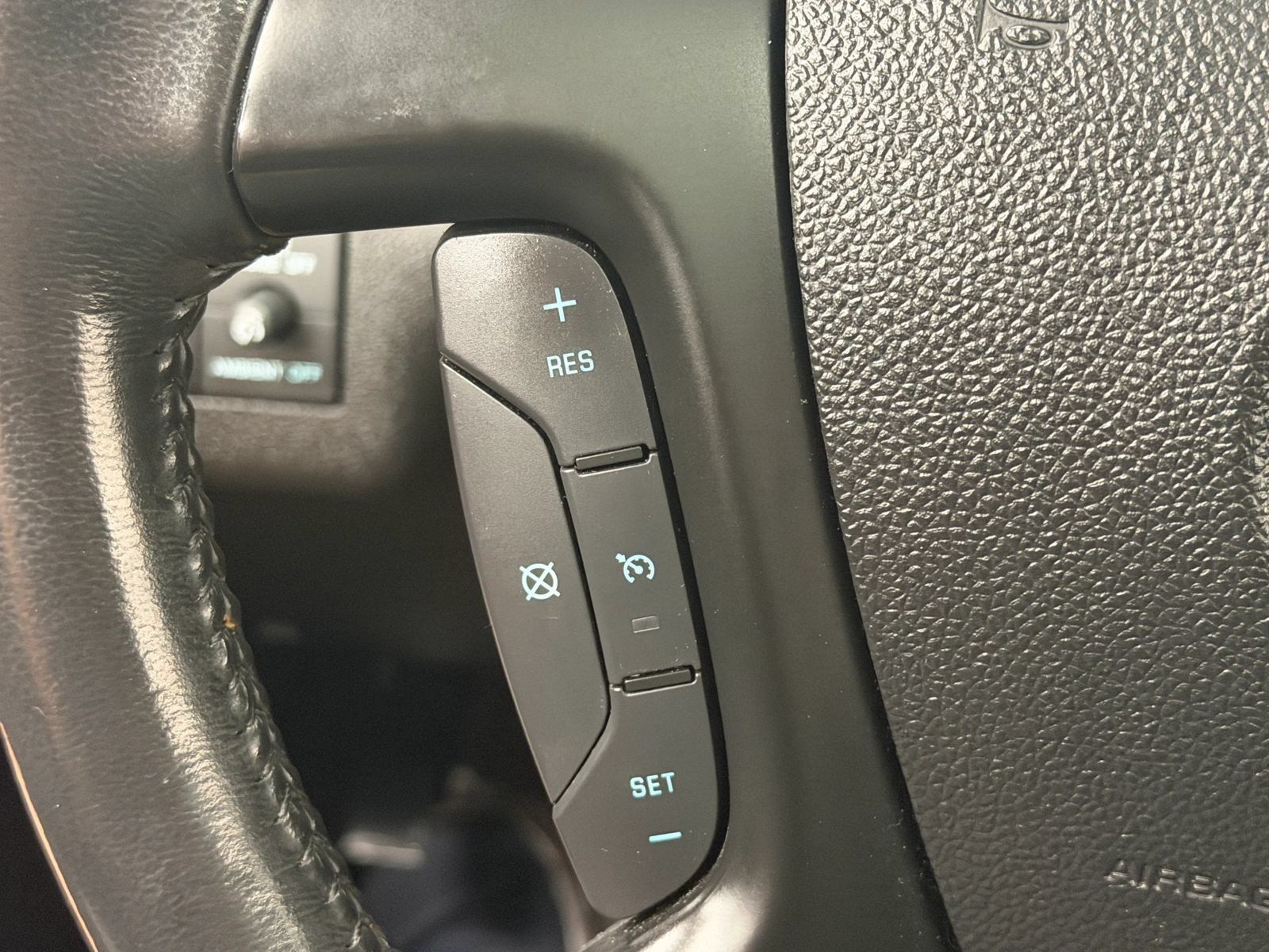 Used 2013 Buick Enclave Premium AWD/4WD image 27