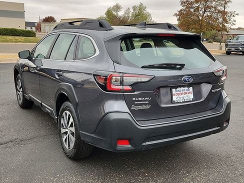 Certified 2025 Subaru Outback image 3