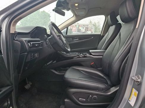 Used 2023 Lincoln Nautilus AWD w/ Premium Package image 14
