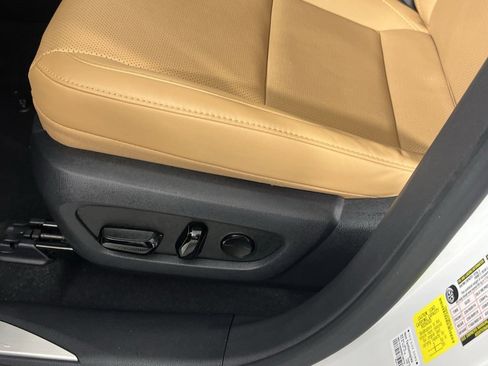 Used 2024 Lexus RX 350 Premium image 24