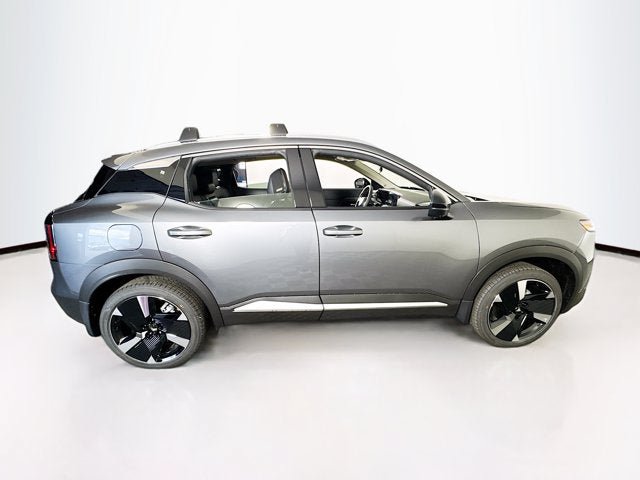 New 2026 Nissan Kicks SR w/ SR Premium Package AWD/4WD image 4
