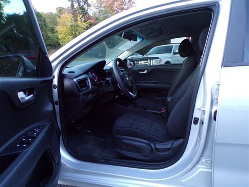Used 2018 Kia Rio S image 15