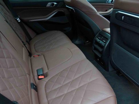 Used 2025 BMW X5 xDrive40i image 34