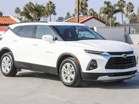 Used 2019 Chevrolet Blazer LT image 4