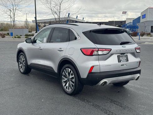 Used 2020 Ford Escape Titanium AWD/4WD image 10