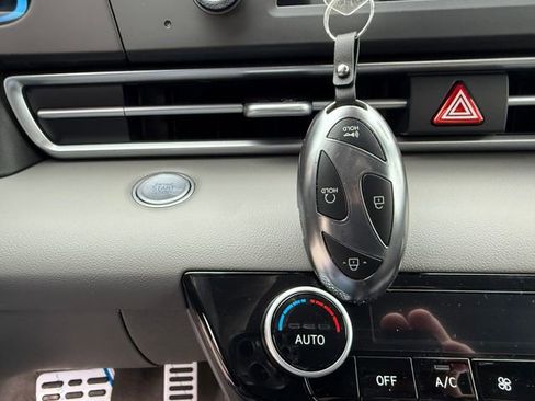 New 2026 Hyundai Elantra Sport image 30