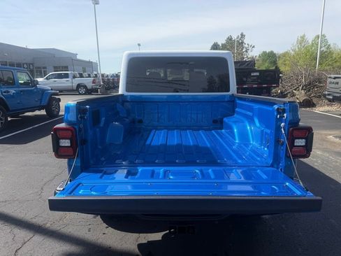 New 2026 Jeep Gladiator Rubicon w/ Whitecap Package AWD/4WD image 47