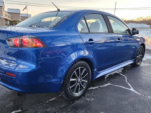 Used 2017 Mitsubishi Lancer ES image 6