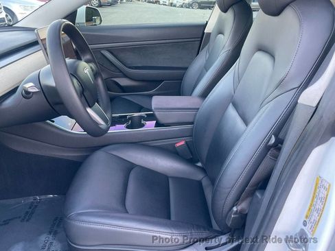 Used 2020 Tesla Model 3 Standard Range Plus RWD image 7