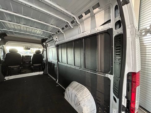 Used 2023 RAM ProMaster 2500 image 17