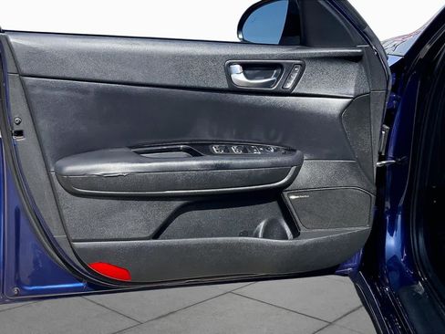 Used 2019 Kia Optima SX FWD image 22
