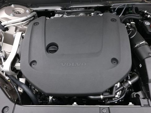 New 2026 Volvo XC90 B6 Plus AWD/4WD image 35