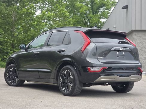 Used 2023 Kia Niro Wave w/ Wave Preserve Package FWD image 15