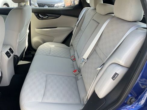 Certified 2020 Nissan Rogue Sport SV w/ All-Weather Package AWD/4WD image 7