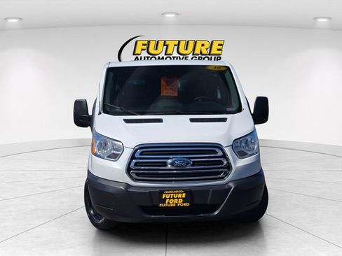 Used 2019 Ford Transit 350 XLT RWD image 2