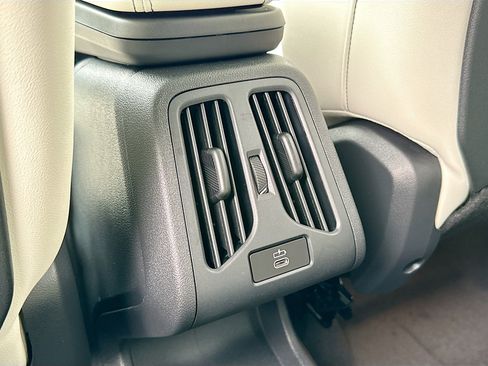 New 2026 BMW X1 xDrive28i w/ Convenience Package image 20