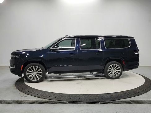 Used 2023 Jeep Grand Wagoneer L Series II w/ Convenience Group III AWD/4WD image 4
