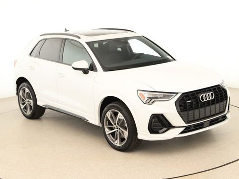 New 2025 Audi Q3 2.0T Premium image 31