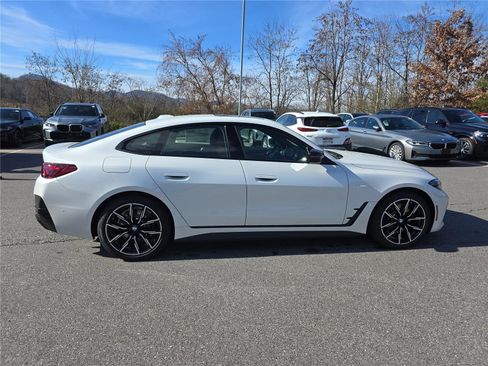 New 2025 BMW i4 M50 image 2