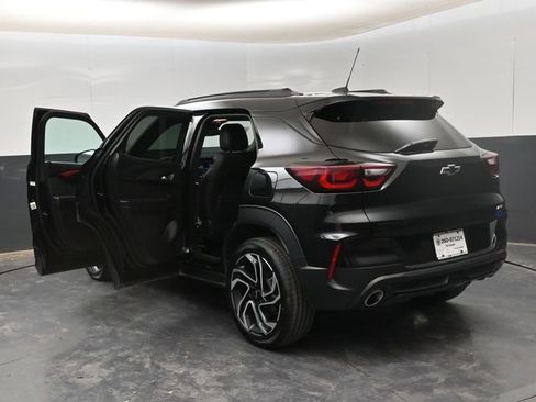 Used 2024 Chevrolet TrailBlazer RS image 30