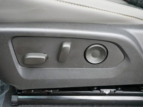 Used 2024 Chevrolet Colorado ZR2 w/ Technology Package image 15