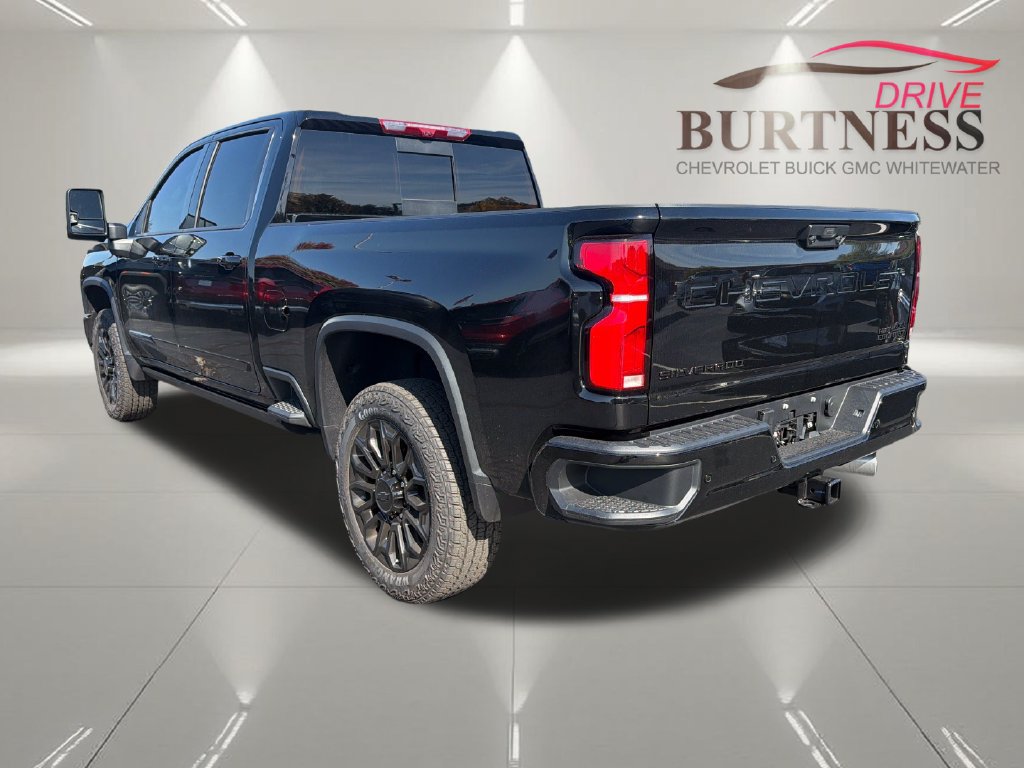 Used 2025 Chevrolet Silverado 2500 High Country w/ Midnight Edition AWD/4WD image 6