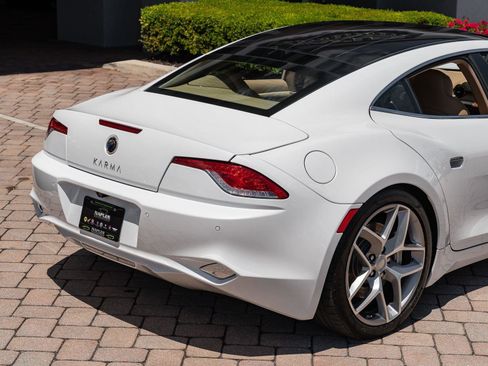 Used 2018 Karma Revero Luxury RWD image 3