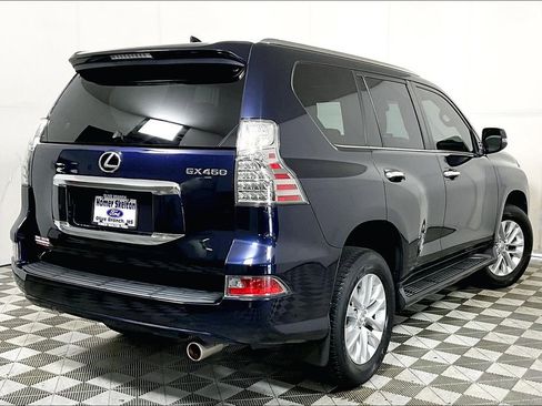 Used 2022 Lexus GX 460 image 12