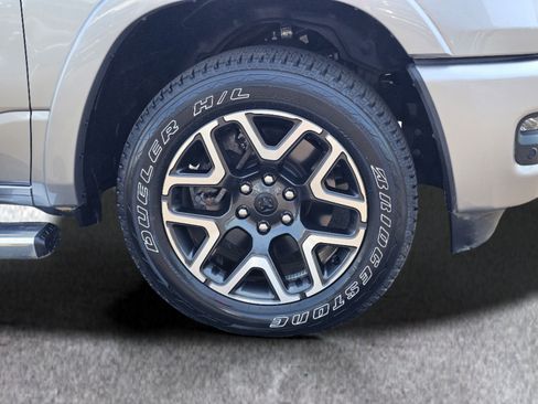 Used 2025 RAM 1500 Laramie w/ Sport Appearance Package AWD/4WD image 6