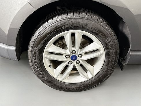 Used 2017 Ford Edge SEL w/ Equipment Group 201A FWD image 33