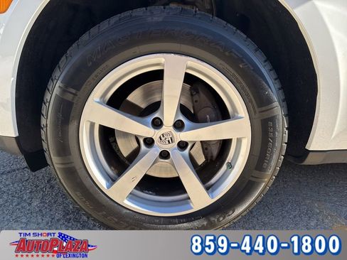 Used 2020 Porsche Macan image 19