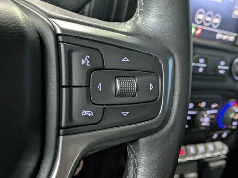 Used 2021 Chevrolet Silverado 1500 LT Trail Boss w/ LT Trail Boss Premium Package AWD/4WD image 29
