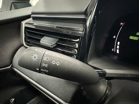 Used 2025 Toyota Camry LE image 21