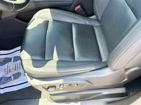 Used 2025 Chevrolet Tahoe LT RWD image 21