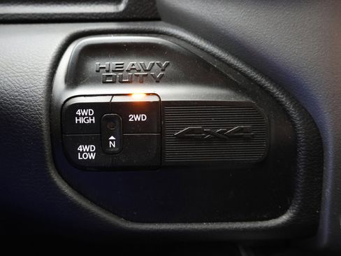 Used 2022 RAM 2500 Big Horn w/ Night Edition AWD/4WD image 44